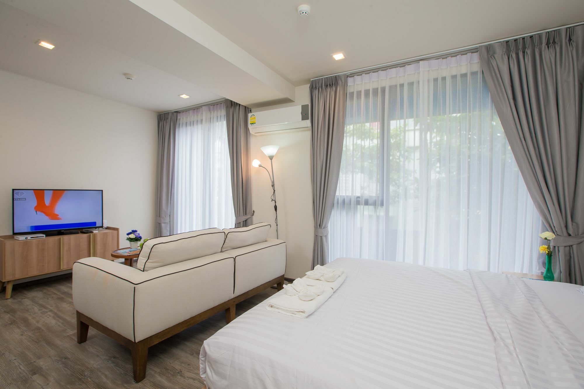 The Deck Condo Patong By Vip Екстер'єр фото